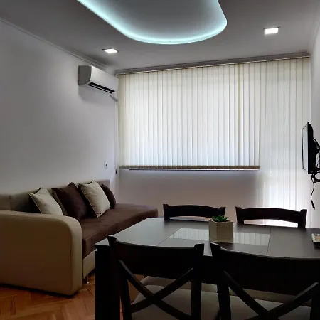 White Appartement Kazanlŭk